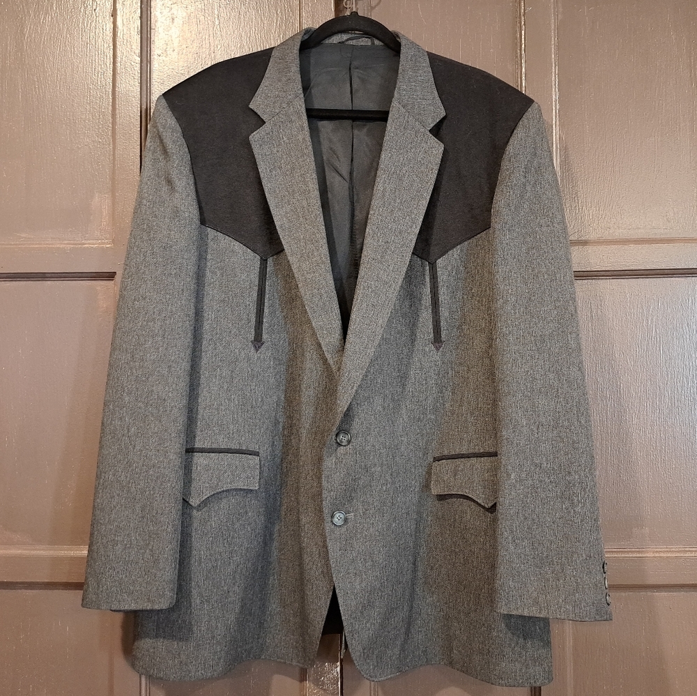 Circle S Western charcoal grey and black sport coat